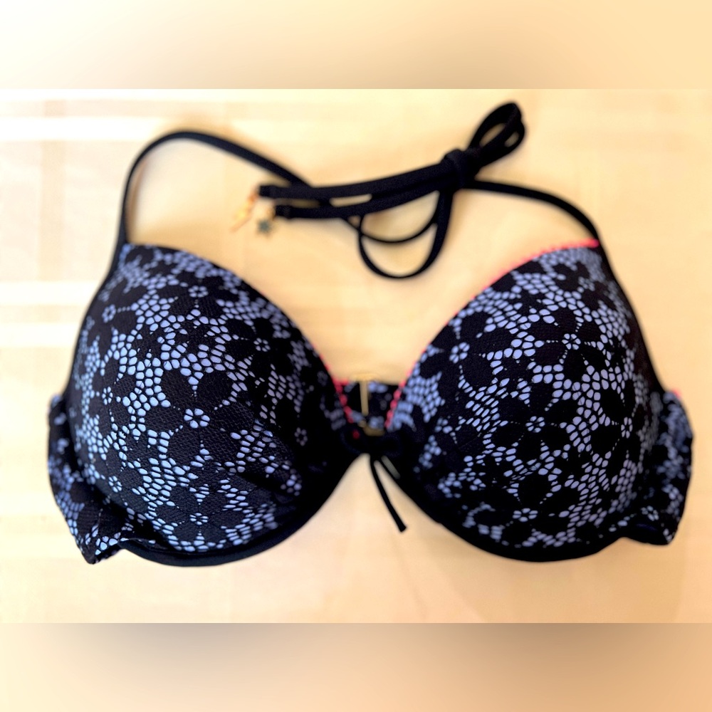 Victoria's Secret lace & daisy print push-up bikini top - 34C - NWT